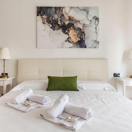Apartamento Attico Vicino Milano, Mxp, Rho Fiera Busto Arsizio Exterior foto